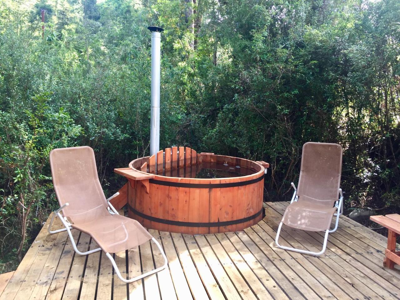 Cabanas Nutrias Patagonicas Puelo River Exterior foto